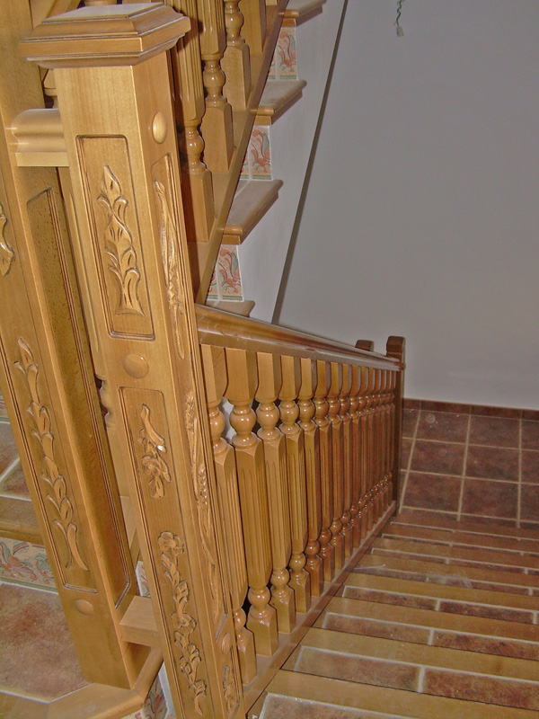 TORNEADOS FUENTESPALDA / Barandillas y escaleras de madera, forja, hierro,  acero inoxi…